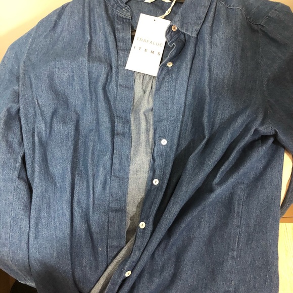 Zara Ruffle Button Down NWT - Picture 3 of 3